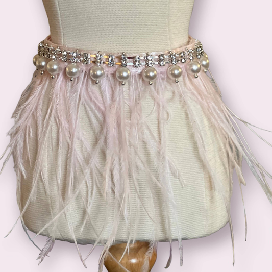 glamorous feather dog collar with pearls